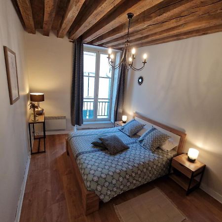 Apartamento Le Saint Jean et son parking privée Blois Exterior foto