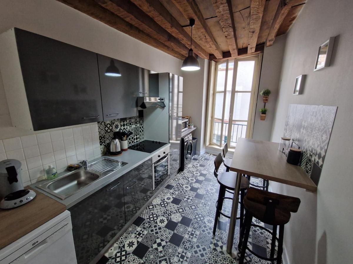 Apartamento Le Saint Jean et son parking privée Blois Exterior foto